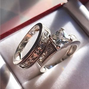 Sterling Silver Princess Cut CZ Engagement Ring Set. Pre-Owned.